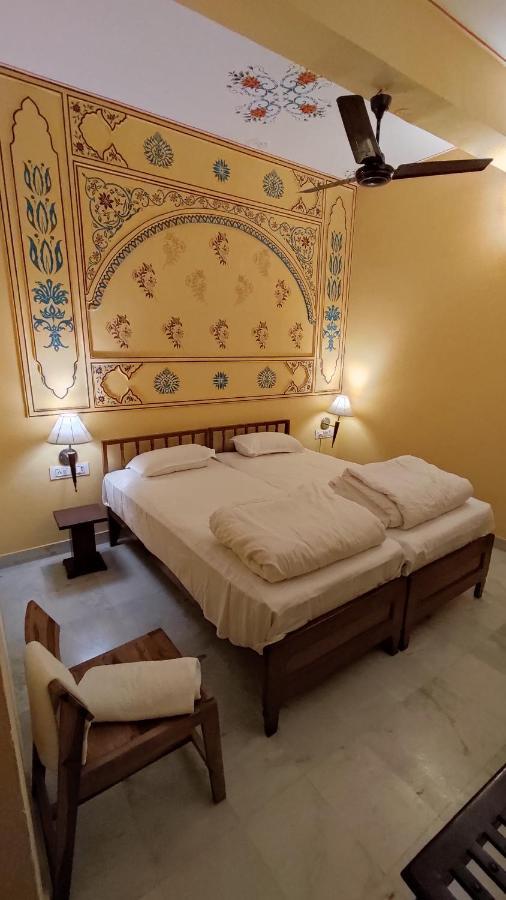 Haveli Kalwara - A Heritage Hotel Jaipur Ngoại thất bức ảnh